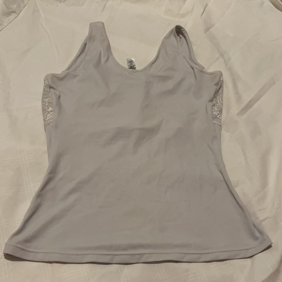 Top - Picture 4 of 5